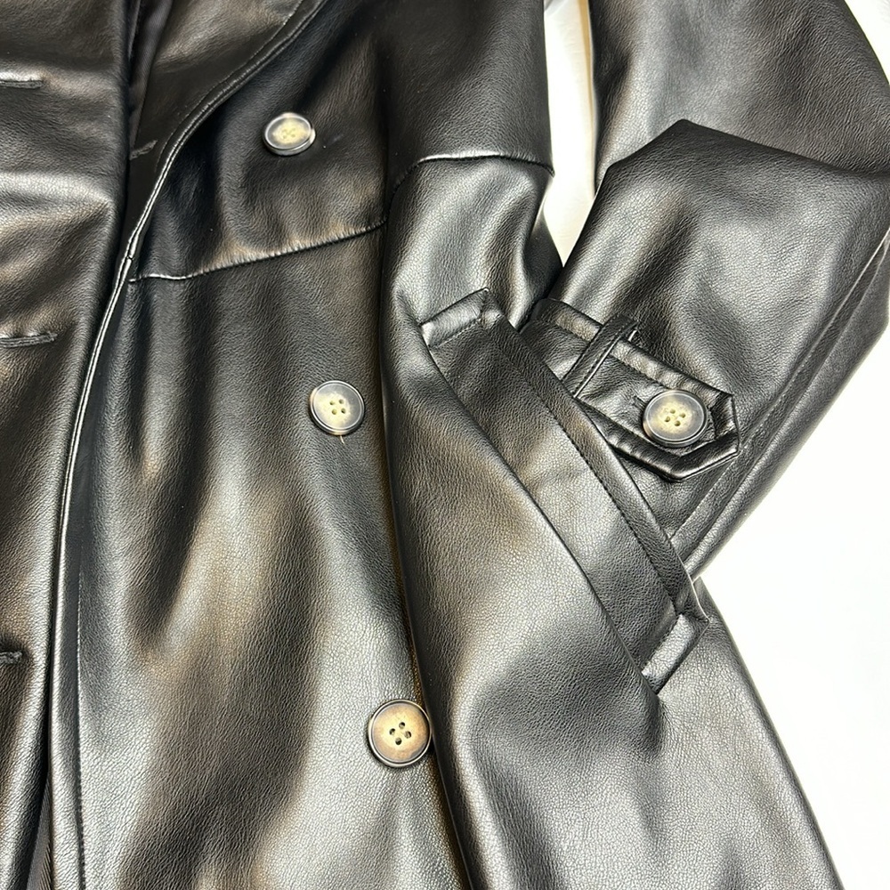 Brand New Pleather trench coat - Picture 4 of 9